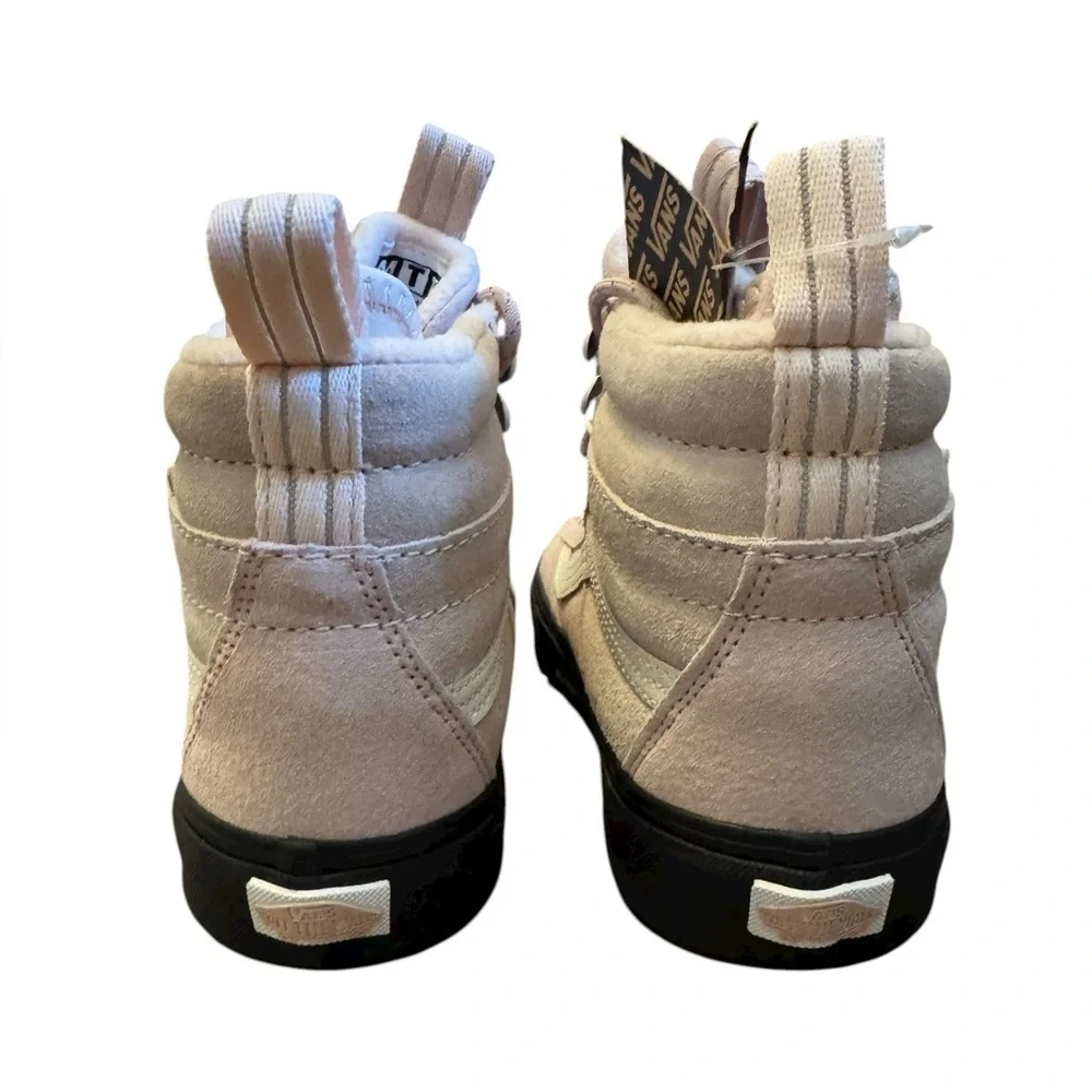 Vans Women's SK8-Hi DR MTE-2 Shoes in Rose Smoke Women’s size 8.5